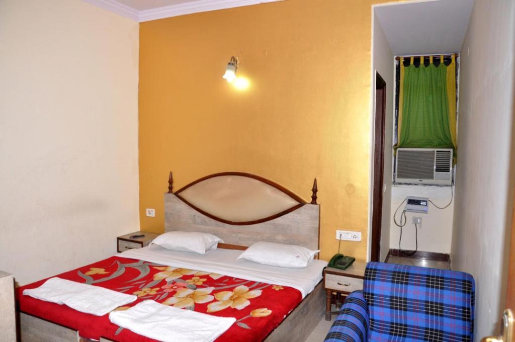 Hotel Ivory Palace Дели Номер фото