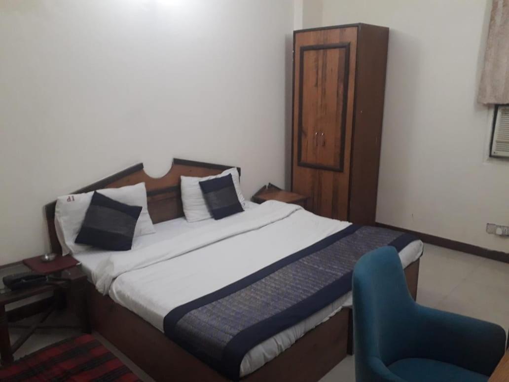 Hotel Ivory Palace Дели Экстерьер фото